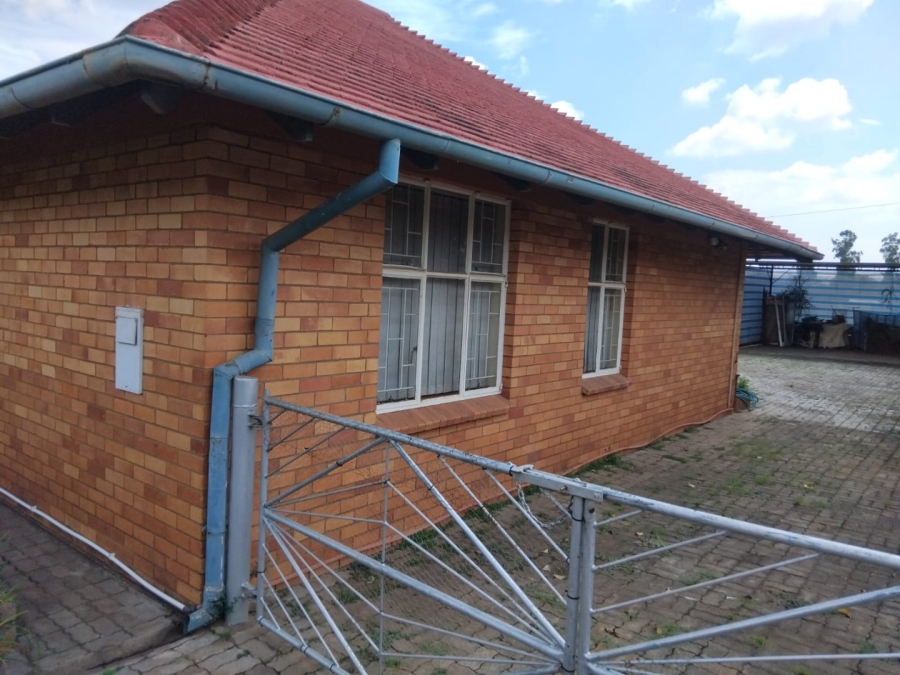 3 Bedroom Property for Sale in Stilfontein Ext 3 North West